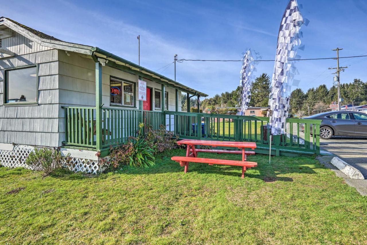 Smith River Vintage Cabin Oceanfront Deck And Views Eksteriør billede